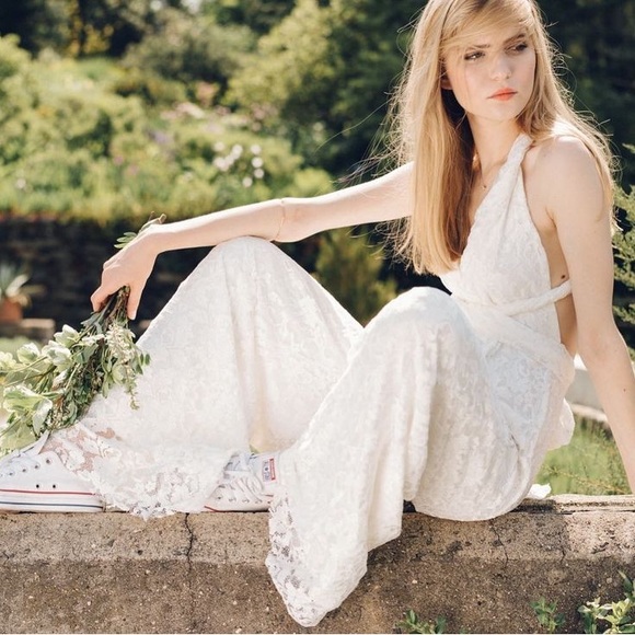 Two birds New York lace wedding romper - Picture 4 of 5